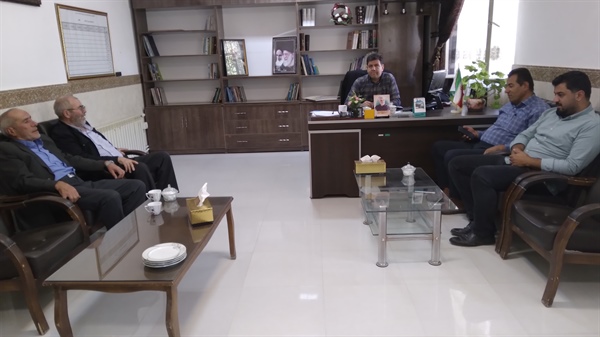 جلسه بررسی مشکلات طرح هادی روستای سعیدآباد با حضور بخشدار مرکزی جناب آقای مهندس اسکندری،نماینده محترم بنیاد مسکن شهرستان جناب آقای مهندس باقری وکارشناس فنی دهیاریهای جناب آقای مهندس فرجی نیا