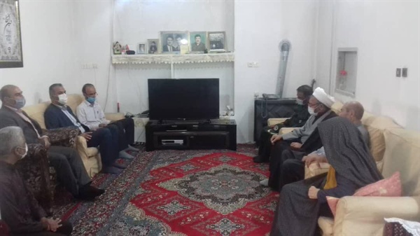 دیدار با پدر و مادر شهید کرمی در روستای ارکوئین