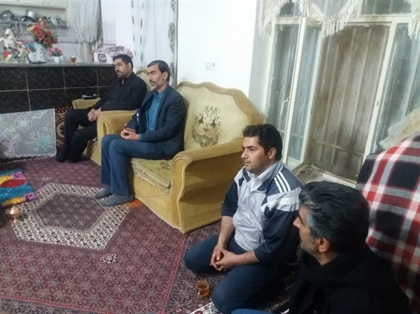 دیدار با خانواده شهید رجبعلی محمدی در روستای صائین