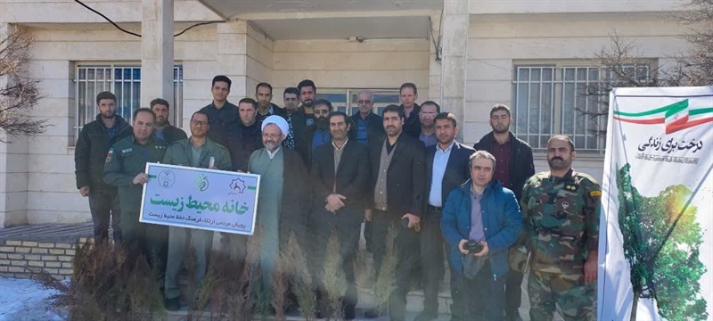 جلسه دهیاران بخش حلب و کارگاه آموزشی مخاطرات زیست محیطی و مدیریت پسماند