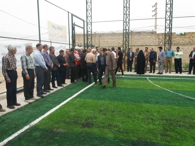 افتتاح زمین چمن مصنوعی روستای ینگی کند جامع السرا، با حضور آقای دکتر خاتمی نماینده محترم شهرستان ماهنشان و ایجرود در مجلس شورای اسلامی، آقای جعفری فرماندار محترم شهرستان ایجرود