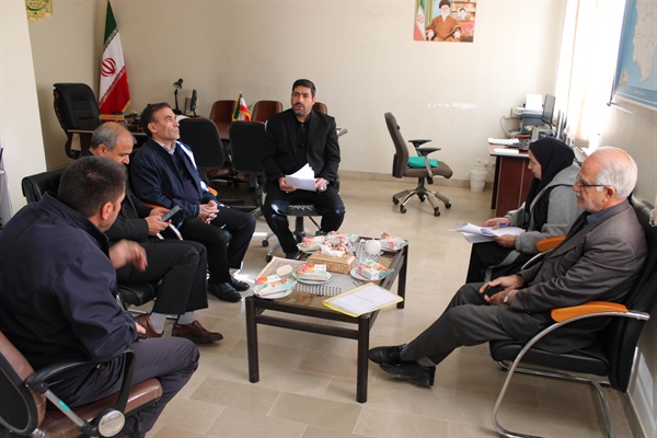 دیدار عوامل اداره کل تعاون کار و امور اجتماعی استان و عوامل دفتر کل امور روستایی و شورای استانداری زنجان با جناب آقای عبدی بخشدار بخش حلب