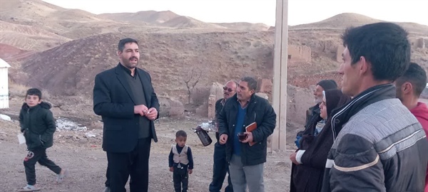 بازدید میدانی جناب آقای عبدی بخشدار بخش حلب با معیت رئیس اداره آب و فاضلاب بخش حلب، از روند حفاری لوله گذاری آب شرب روستای قادرلو بخش حلب به طول 3 کیلومتر.