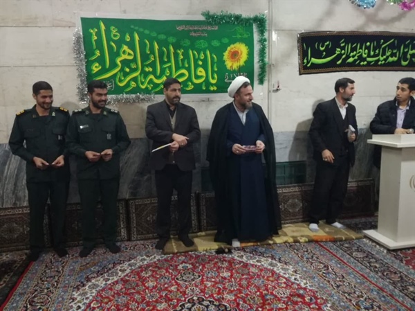 جشن میلاد دخت نبی فاطمه زهرا (س)در مسجد چهارده معصوم روستای سفیدکمر با حضور جناب آقای عبدی بخشدار بخش حلب و برخی از مدیران و مسئولین ادارات بخش.