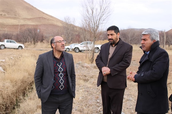 بازدید میدانی جناب آقای مهندس اصفهانی نژاد معاون محترم عمرانی و برنامه ریزی فرمانداری شهرستان ایجرود و جناب آقای عبدی بخشدار محترم بخش حلب به همراه مدیران محترم ادارات