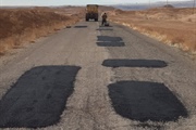 اجرای پروژه لکه گیری آسفالت جاده روستای چولچه قشلاق از توابع  بخش حلب.