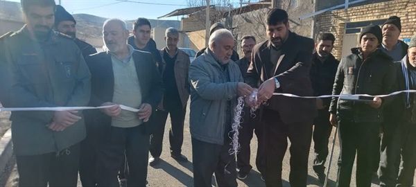 افتتاح و بهره برداری از آسفالت ریزی معابر عمومی روستای ارکوئین به متراژ 975متر مربع ،از توابع بخش حلب با حضور آقای عبدی بخشدار بخش حلب.