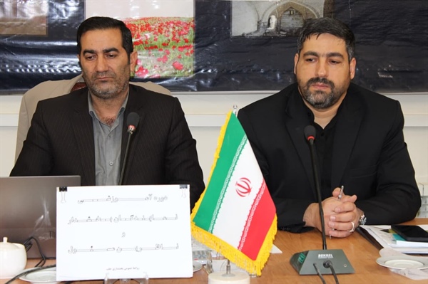 برگزاری آخرین جلسه آموزشی نمایندگان بخشدار انتخابات دوره دوازدهم مجلس شورای اسلامی و ششمین دوره مجلس خبرگان رهبری با حضور آقای مهندس جعفری فرماندار محترم شهرستان ایجرود وآقای عبدی بخشدار محترم بخش حلب