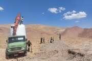 انتقال و نصب مخزن آب شرب روستای قوشچی از توابع بخش حلب.