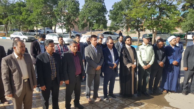 حضور در مراسم گلباران مزار شهدا