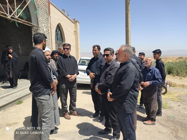 بازدید فرماندار شهرستان سلطانیه وبخشدارباغ حلی از امامزاده ام البنین