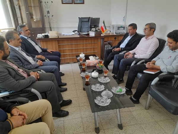 نشست بخشدار باغ حلی با مدیرکل بحران ومعاون بنیاد مسکن استان