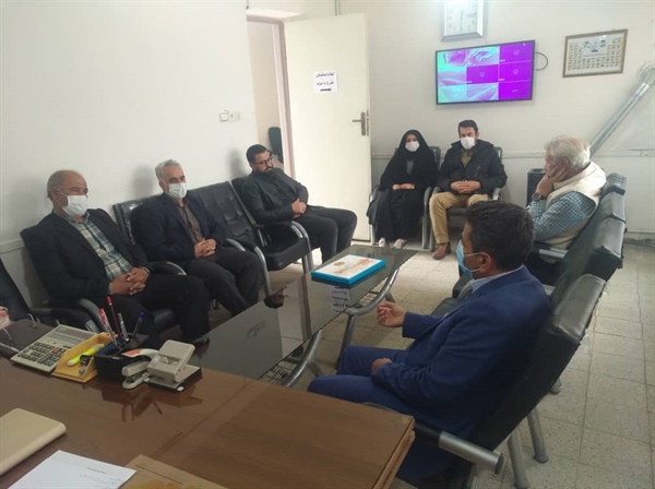 نشست بخشدار با اعضای شورای گوزلدره