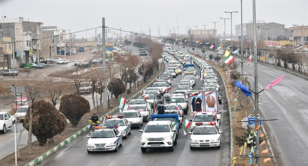 برگزاری راهپیمایی خودرویی باشکوه ۲۲ بهمن با حضور امام جمعه،فرماندار،خیل عظیم شهروندان و جمعی از مسئولان و کارکنان ادارات شهرستان ایجرود