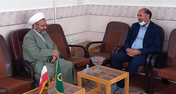 دیدار سرپرست معاونت برنامه ریزی و هماهنگی امور عمرانی فرمانداری ایجرود با امام جمعه شهرستان ایجرود