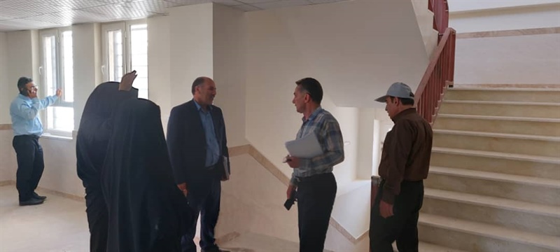 بازدید معاون برنامه ریزی و هماهنگی امور عمرانی فرمانداری از مجتمع ادارات
