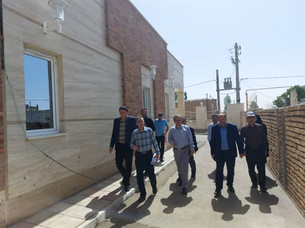 بازدید معاون برنامه ریزی و هماهنگی امور عمرانی فرمانداری از مدارس در دست احداث شهرستان