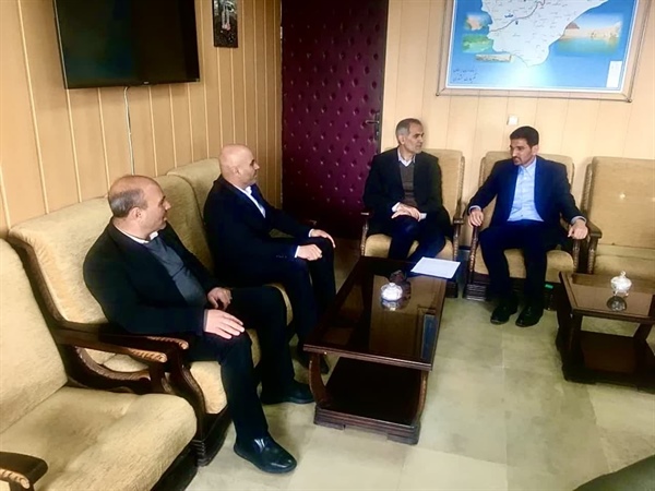 دیدار آقای نادرخانی مدیرعامل محترم شرکت آب و فاضلاب استان زنجان و هیات همراه با آقای لطفی سرپرست محترم فرمانداری ایجرود روز دوشنبه مورخ ۱۴۰۳/۱۲/۰۶ در محل دفتر فرماندار.