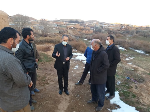 بازدید بخشدار مرکزی خدابنده از روستای صالح آباد بخش مرکزی و بررسی مسائل و مشکلات