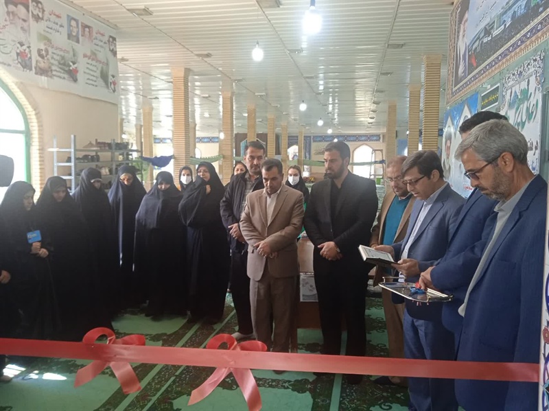 بازدید بخشدار محترم سجاسرود از نمایشگاه مشاغل خانگی و صنایع دستی