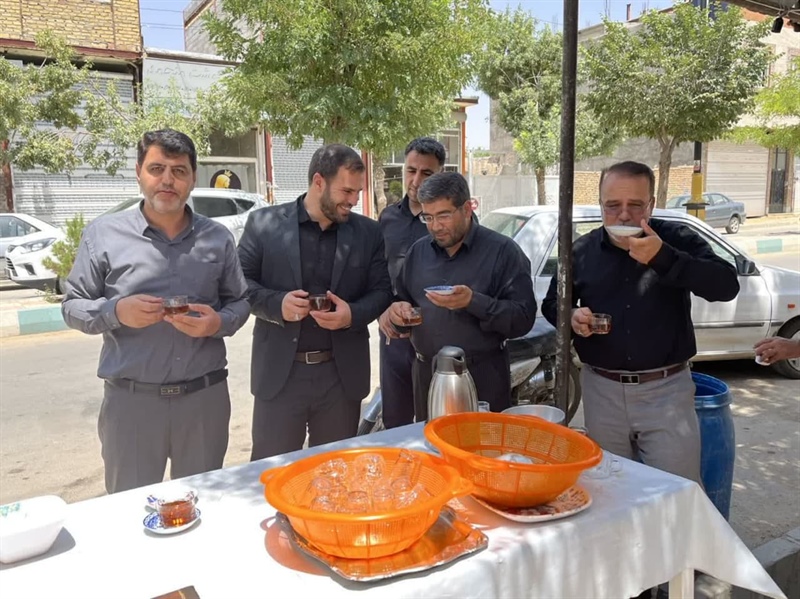 بازدید فرماندار محترم به همراه بخشدار از موکب های شهر سجاس