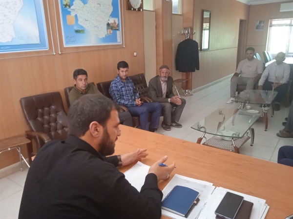 جلسه بررسی مسائل و مشکلات روستای ارقین