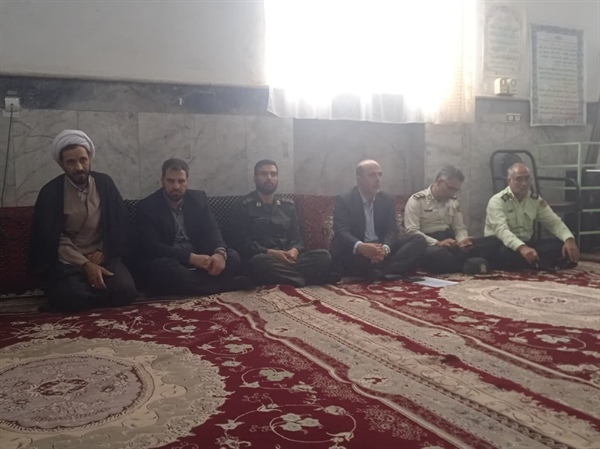 جلسه بررسی مسائل و مشکلات راه شرکت سیمان و جاده دسترسی معدن زرند برگزار شد