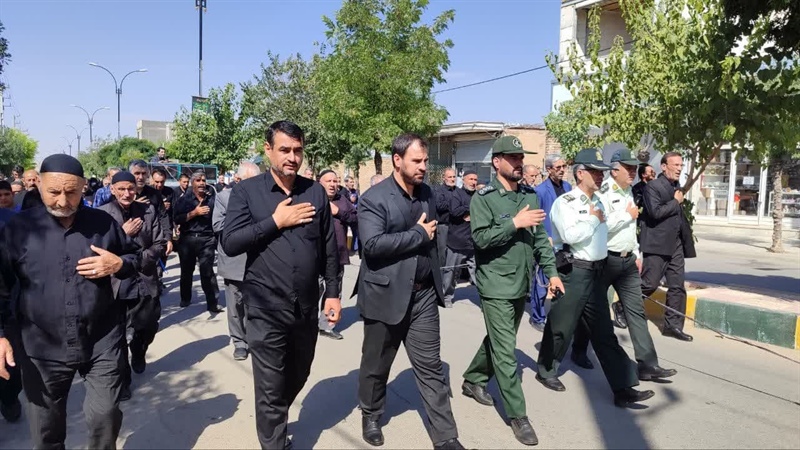 مراسم پیاده روی جا ماندگان اربعین حسینی شهر سجاس برگزار شد